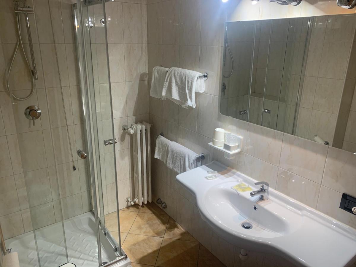 Hotel Marchina 브레시아 외부 사진
